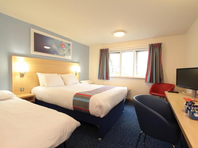 Travelodge Newbury Tot Hill Highclere Kültér fotó